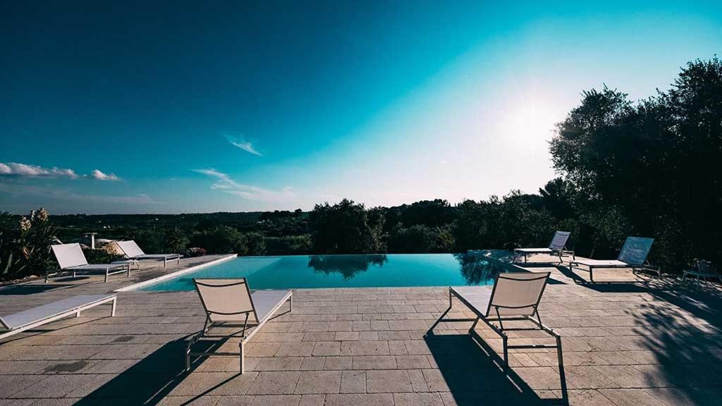 オストゥーニ Relais Trulli Le Icone Bed & Breakfast エクステリア 写真