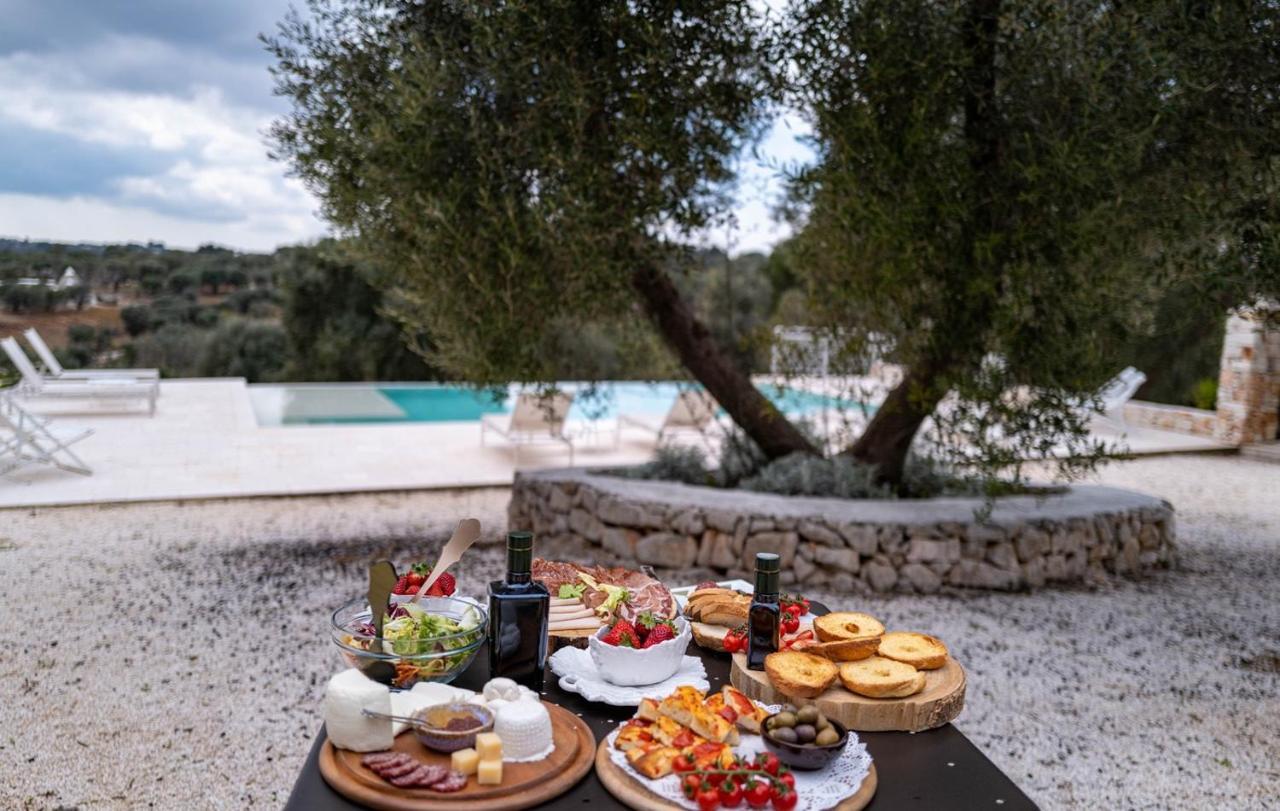 オストゥーニ Relais Trulli Le Icone Bed & Breakfast エクステリア 写真