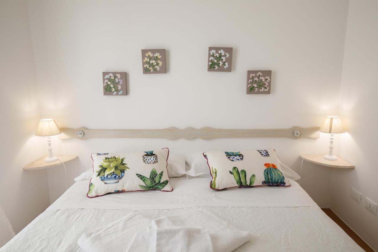 オストゥーニ Relais Trulli Le Icone Bed & Breakfast エクステリア 写真