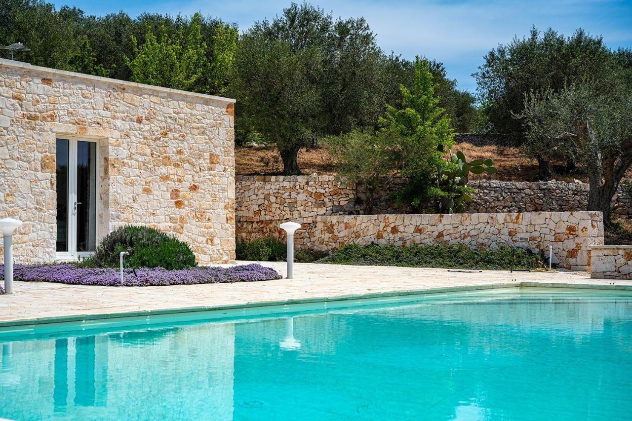 オストゥーニ Relais Trulli Le Icone Bed & Breakfast エクステリア 写真