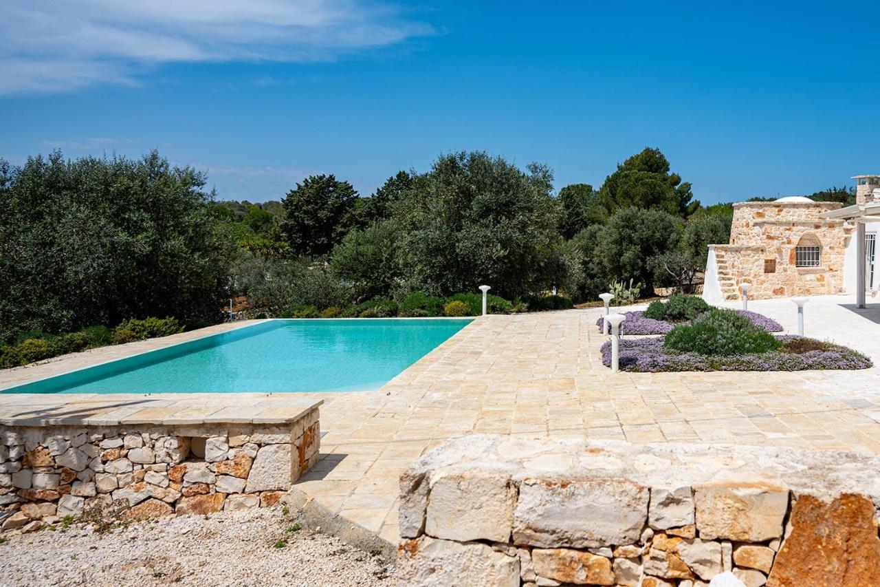 オストゥーニ Relais Trulli Le Icone Bed & Breakfast エクステリア 写真