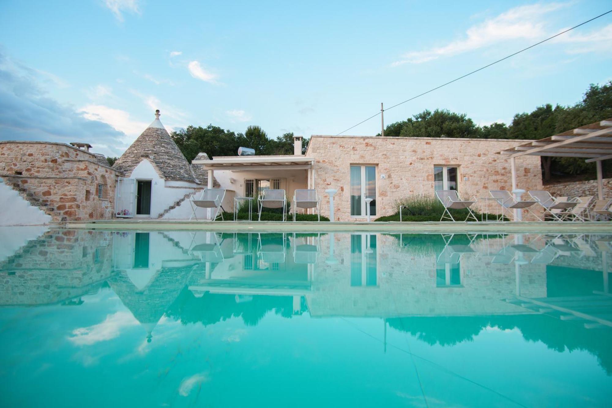 オストゥーニ Relais Trulli Le Icone Bed & Breakfast エクステリア 写真