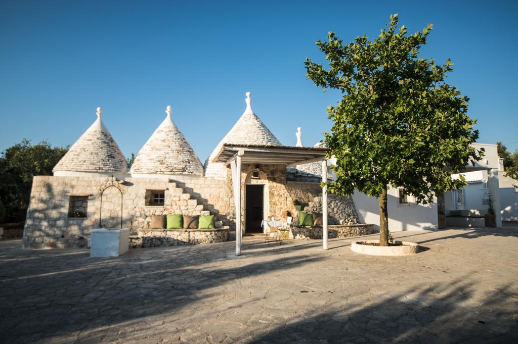 オストゥーニ Relais Trulli Le Icone Bed & Breakfast エクステリア 写真